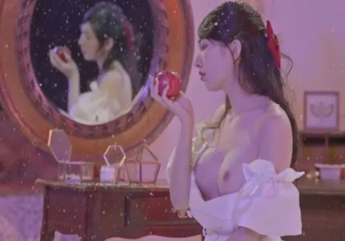 Putri Salju Ngentot Super Nikmat